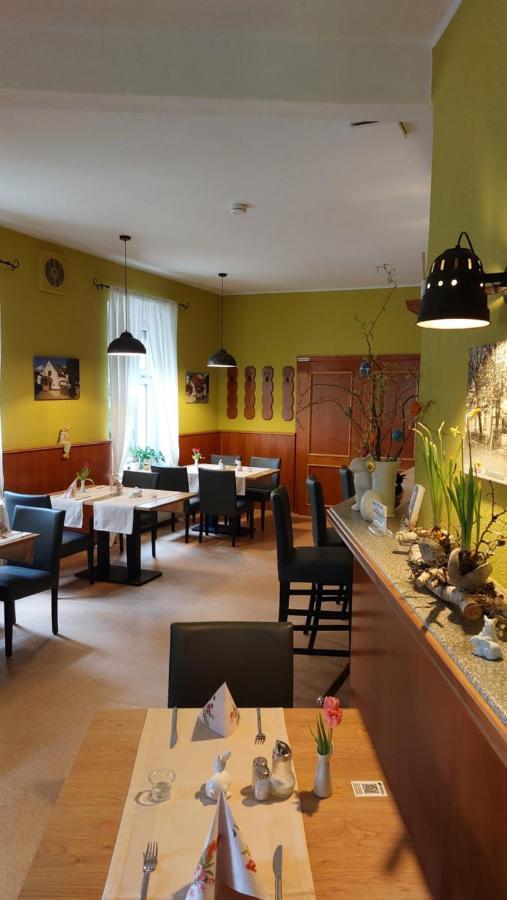 Hotel & Restaurant Lindengarten Lubben Luaran gambar