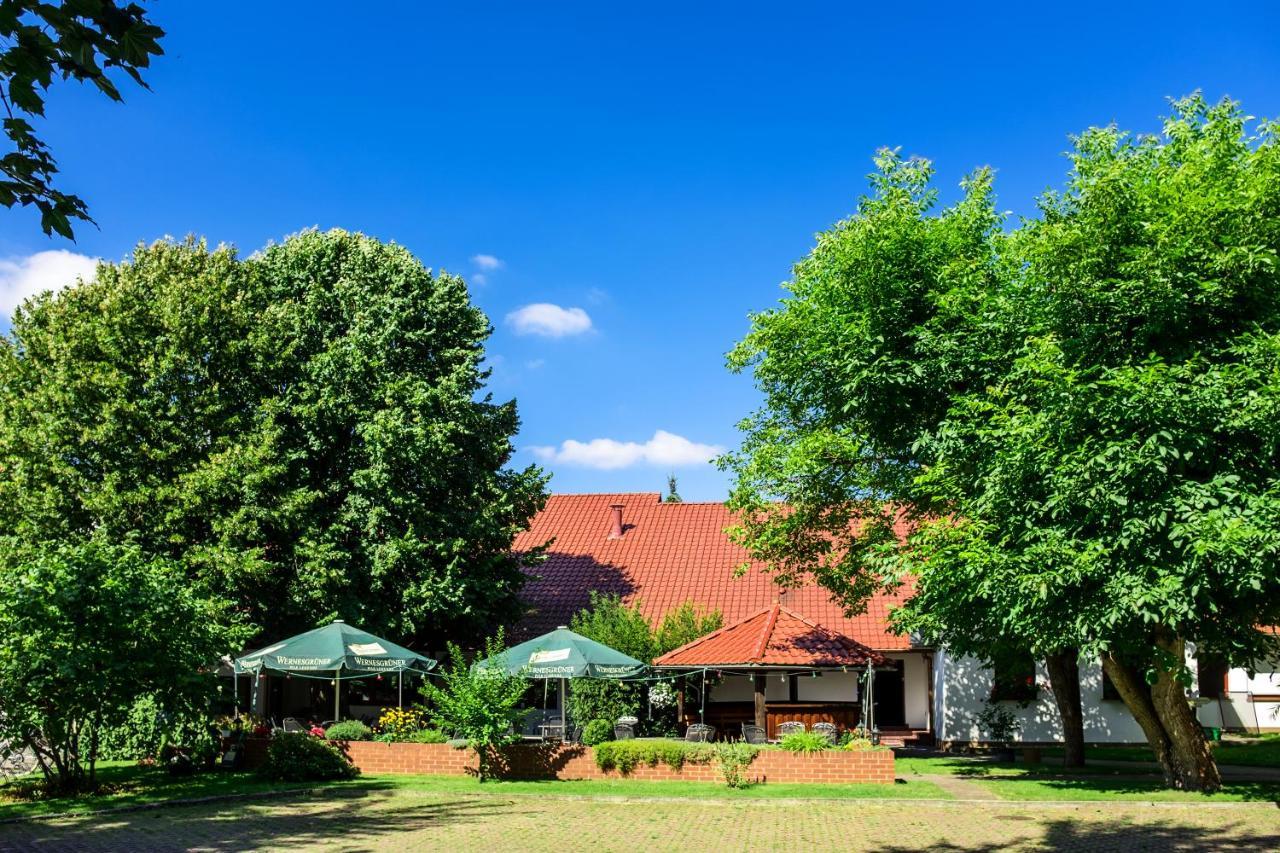 Hotel & Restaurant Lindengarten Lubben Luaran gambar