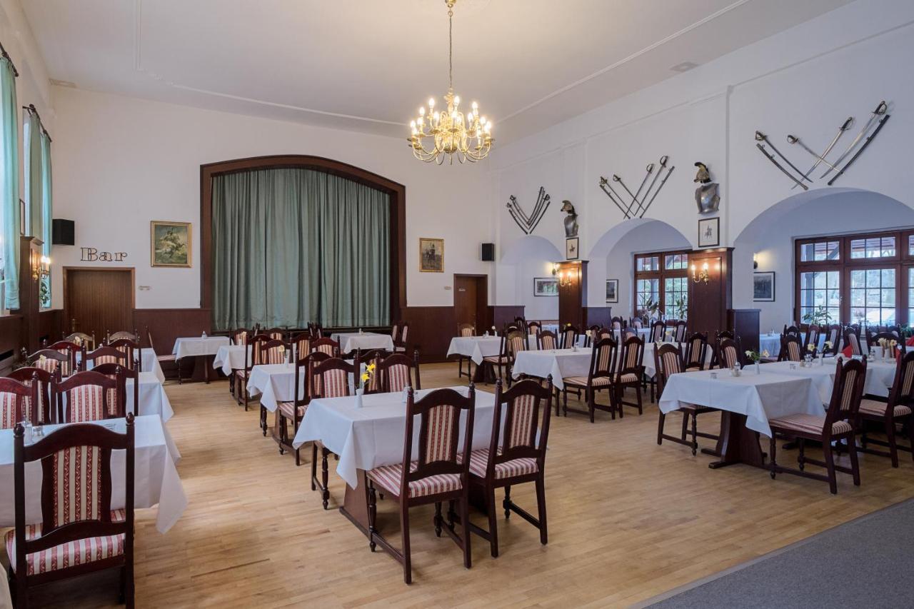 Hotel & Restaurant Lindengarten Lubben Luaran gambar